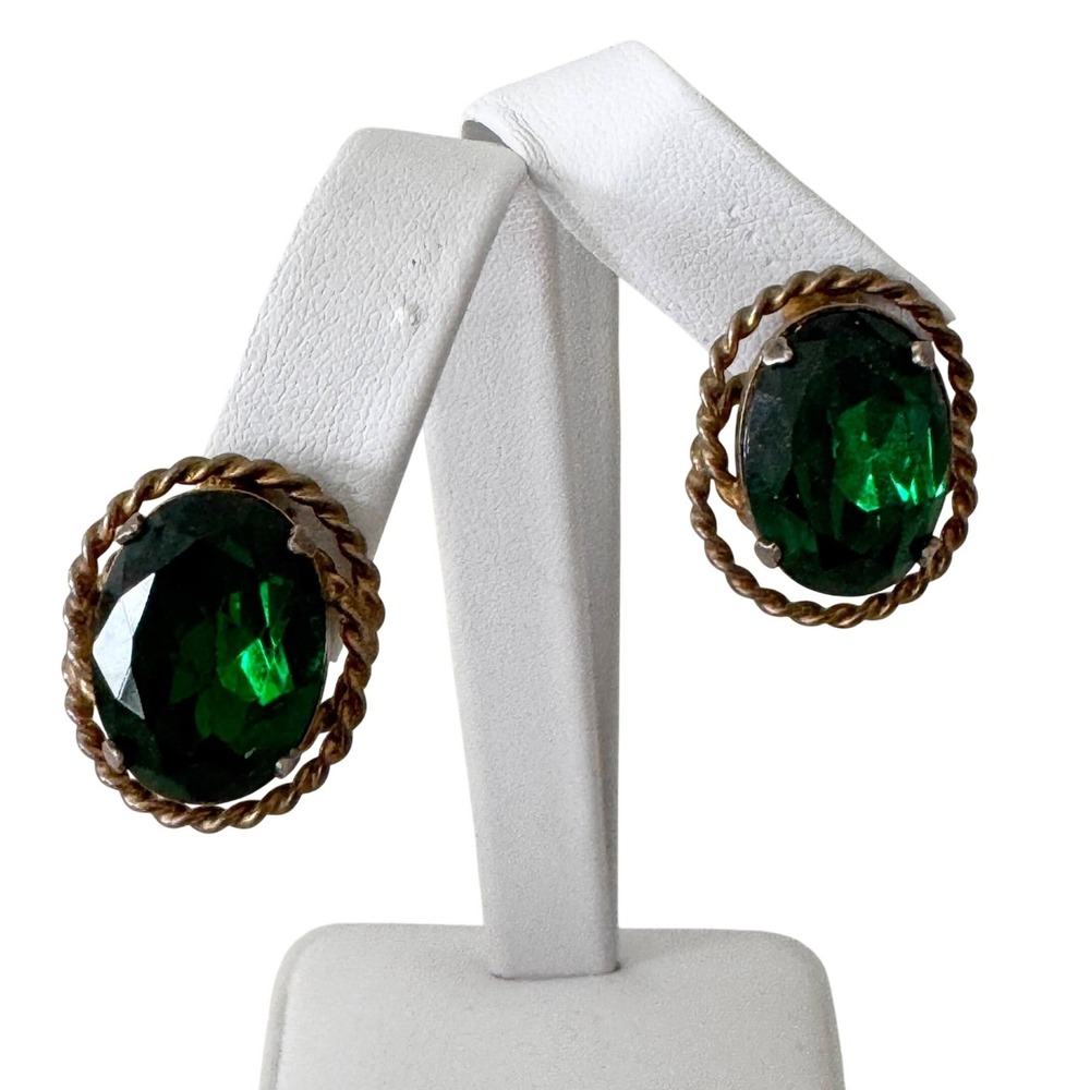 Vintage‎ Green Glass Oval Screw Back Earrings Sterling Silver Rope Border Retro